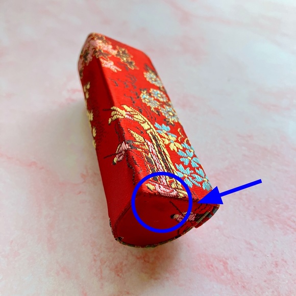 🥳Free with Purchase - Lipstick Case Holder with Mirror NWOT ❤️ - Picture 6 of 6